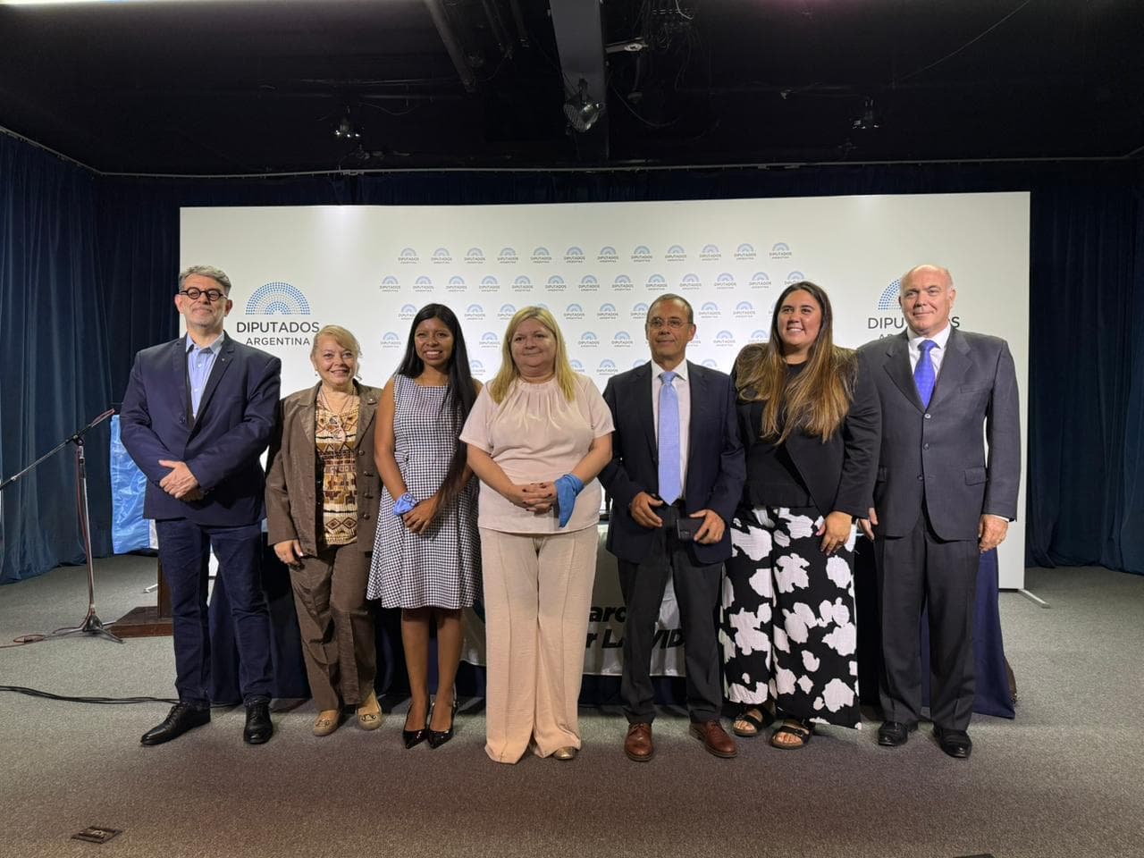 Enlace Parlamentario - Trabajo en el Congreso