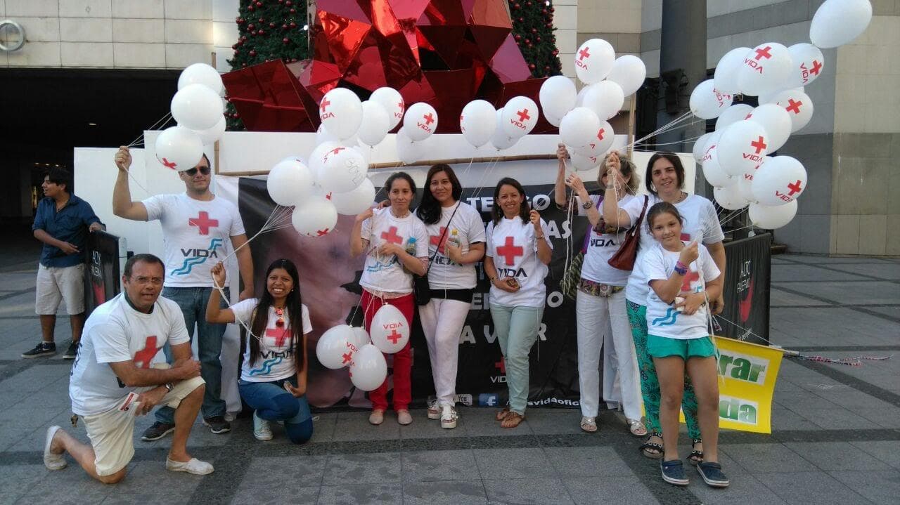 Vía pública - Fundación +VIDA